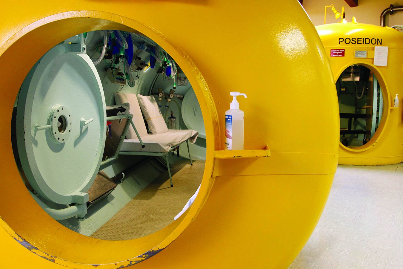 Stock footage of a hyperbaric chamber. Photo courtesy of BSIP/Getty Images.
