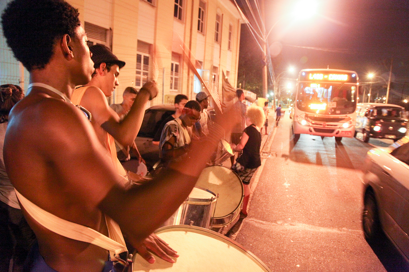 Student members of an occupation protest block rush hour traffic. Photo by Benjamin Fogarty-Valenzuela.