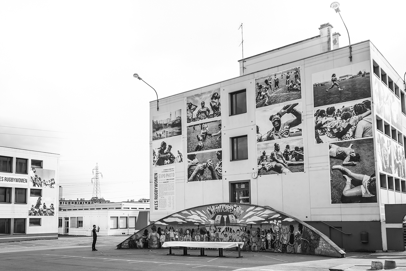 Exhibition “The Rugbywomen” in the Chantereine high-school, Sarcelles. Photo by Camilo Leon-Quijano.