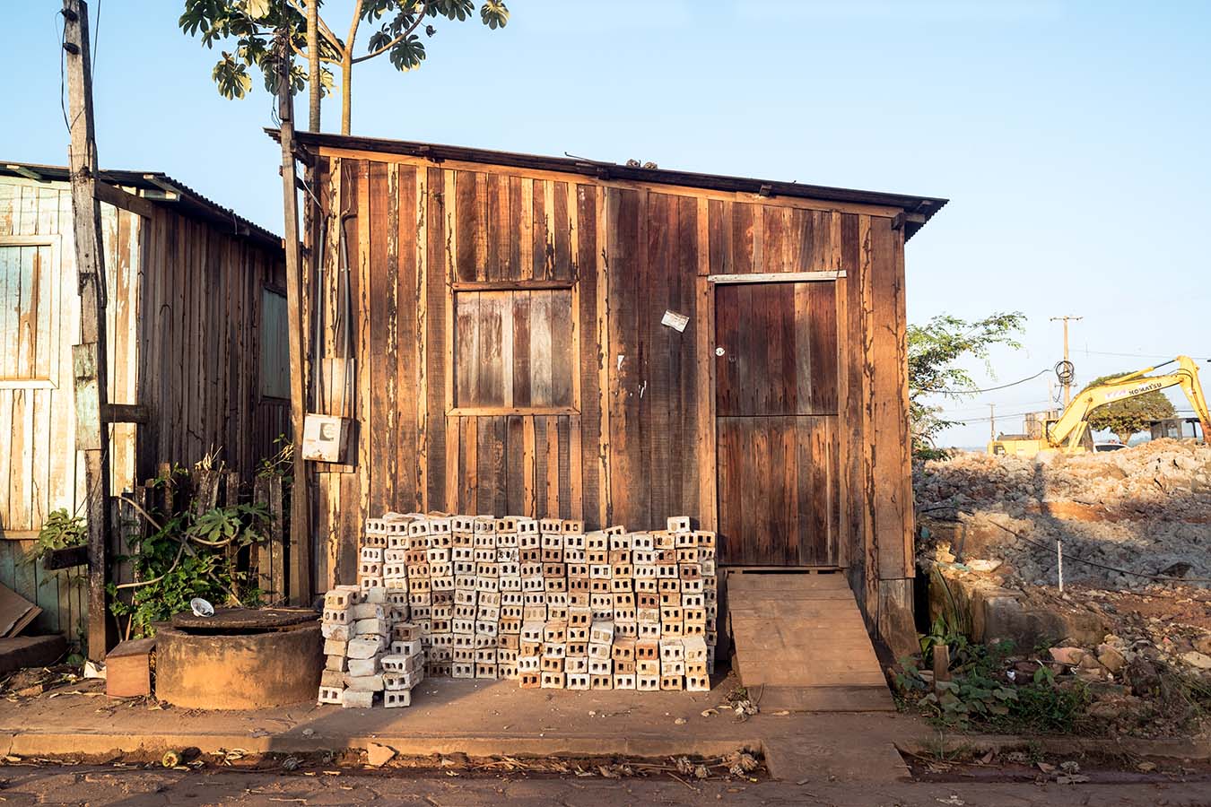 Floodable area in the urban zone of Altamira, Pará, 2015. Photo by Carlos Fausto.