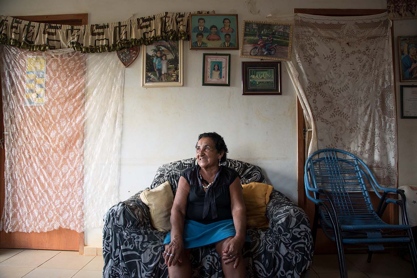 The interior of a house in the resettlement neighborhood of Laranjal, Altamira, Pará. Photo by Thiago da Costa Oliveira.